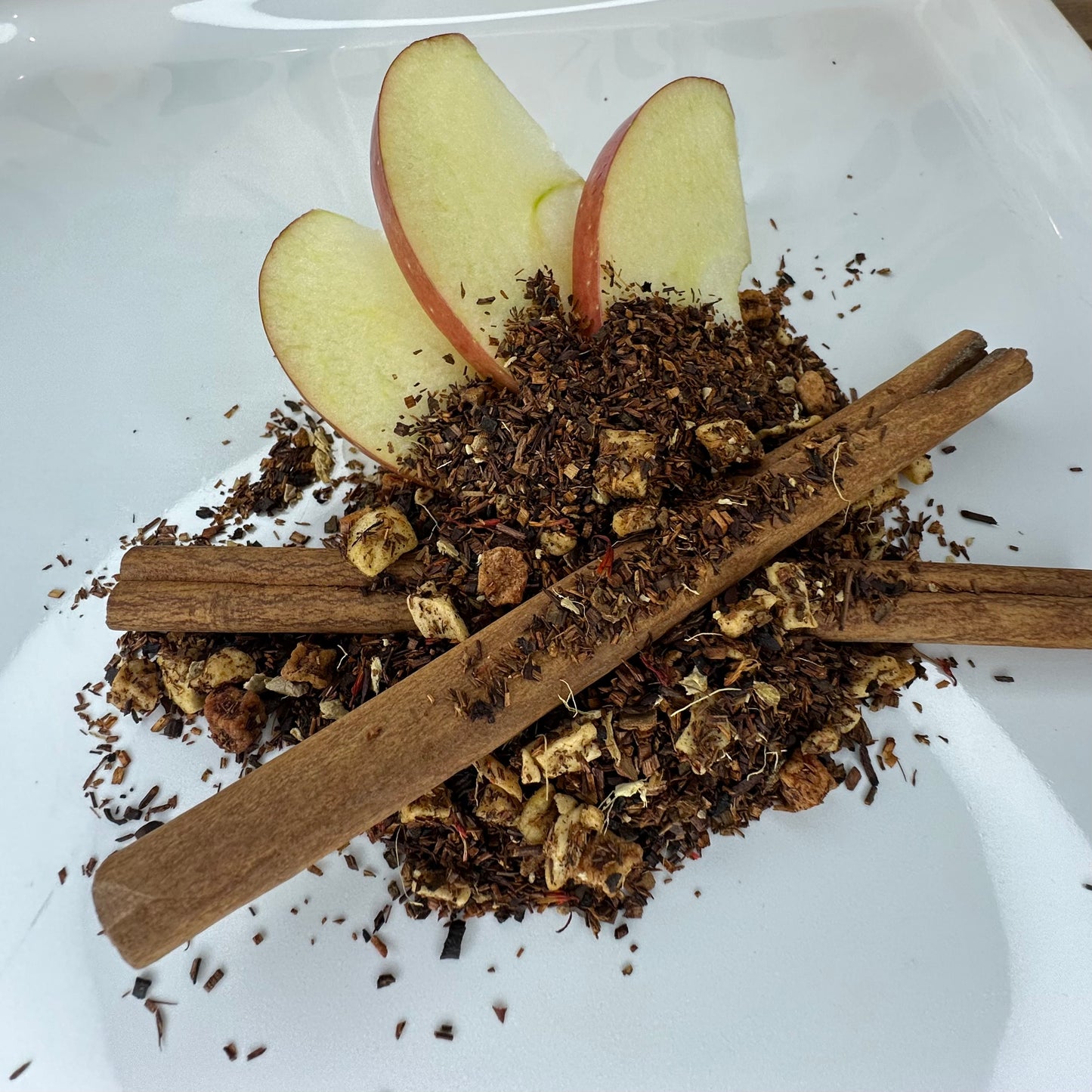 Cinnamon Apple Rooibos